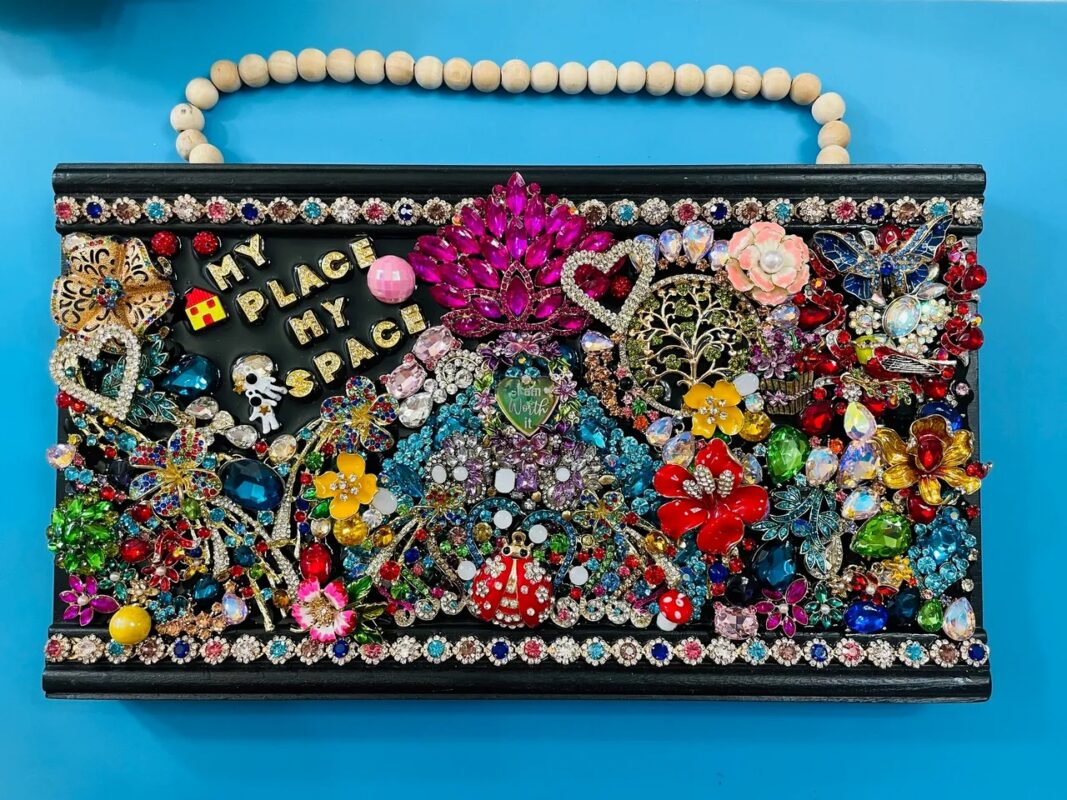 I Live For Bling!